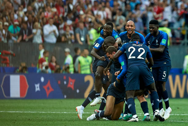 产生连锁反 产生连锁反