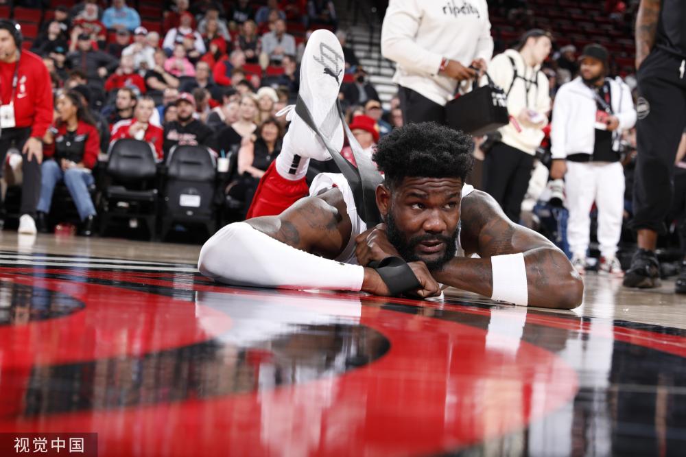 七局中再度 七局中再度