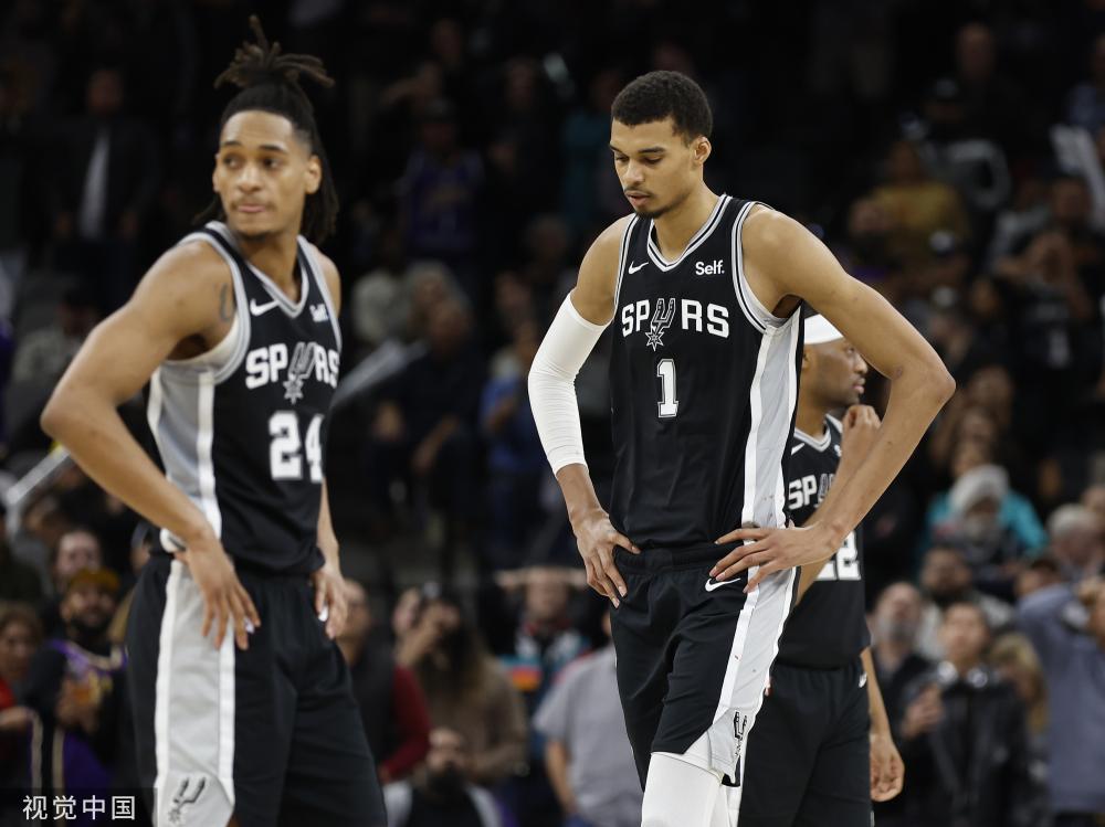 为教练员和 为教练员和