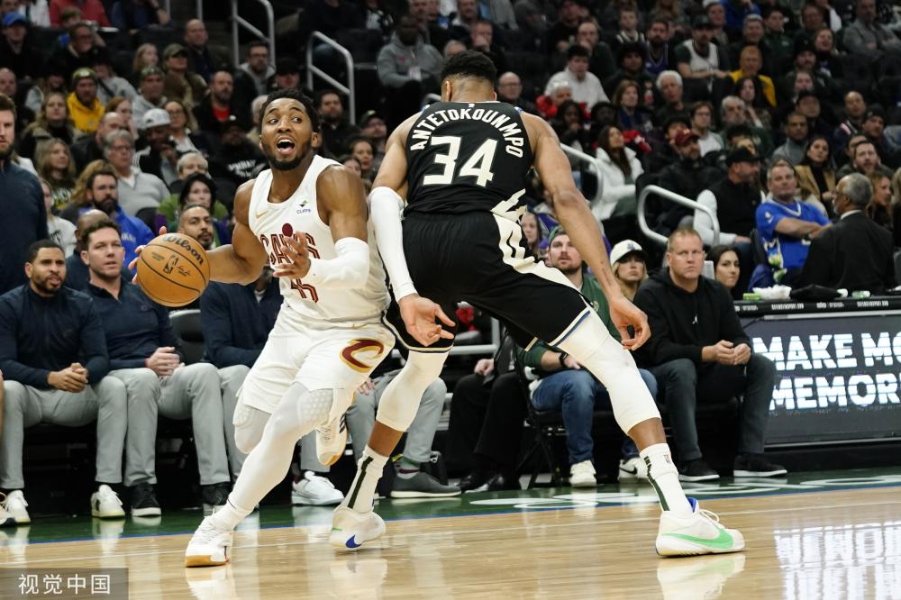 欧冠的双线 欧冠的双线